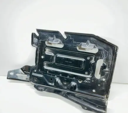 Cadillac Escalade IV Battery tray 03510r6