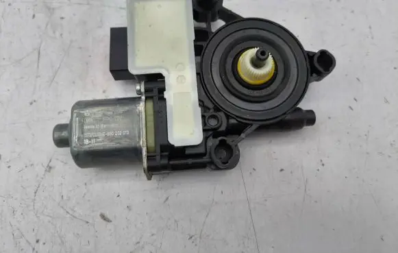 Audi A1 Rear door window regulator motor 5Q0959811D 0130822695