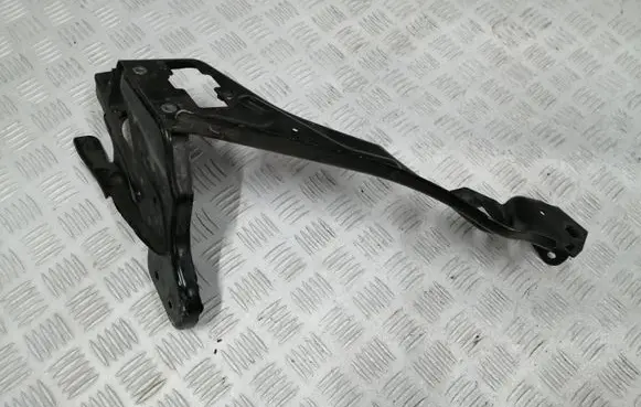Mercedes-Benz C W204 Headlight/headlamp mounting bracket A2046201291 003R2 204626015
