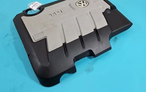 Volkswagen Tiguan Engine cover (trim) 03L103925C IMPRK1482339