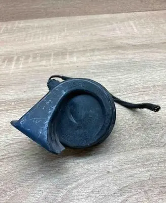 BMW X3 E83 Horn signal 3881157 703881157 WITHPLUG