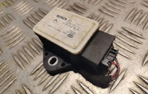 Mercedes-Benz E W212 Yaw turn rate sensor 0055422618