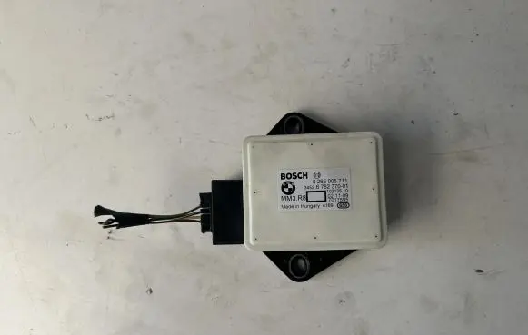 BMW 5 E60 E61 ESP acceleration yaw rate sensor 0265005711