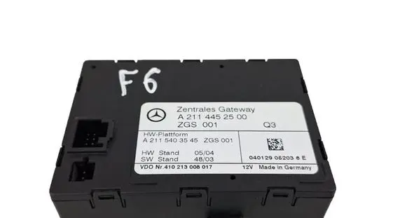 Mercedes-Benz C W203 Gateway control module A2114452500