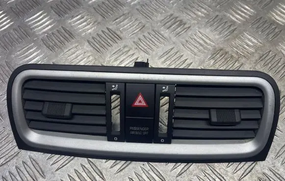 Skoda Roomster (5J) Dash center air vent grill 5J0820951S01 W9112