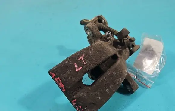KIA Venga Rear brake caliper IMPRK1597414
