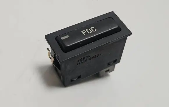 BMW 7 E38 Parking (PDC) sensor switch 8352253 03052200 459370