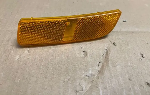 Volkswagen Tiguan Front reflector 5N0945120A
