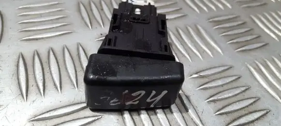 Mazda 3 I Hazard light switch BP4K664H0 03750330