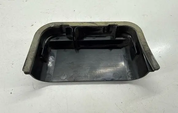 Tesla Model X Quarter panel pressure vent 106803400B