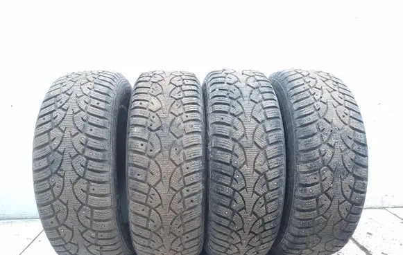 Honda Civic R15 winter/snow tires with studs 19565R15 ALTIMAXARCTIC