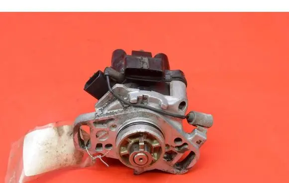 Mazda MX-3 Spark distributor T2T57371