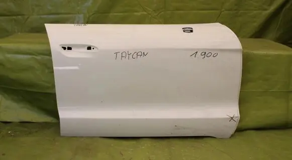 Porsche Taycan 9J1 Front door 000259