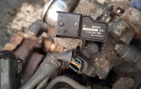 Honda FR-V Air pressure sensor 0281002680