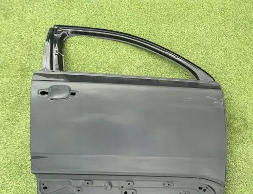 Audi Q7 4M Front door 4M0831352