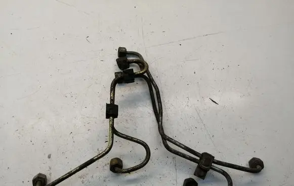 Ford Transit Fuel injector supply line/pipe 