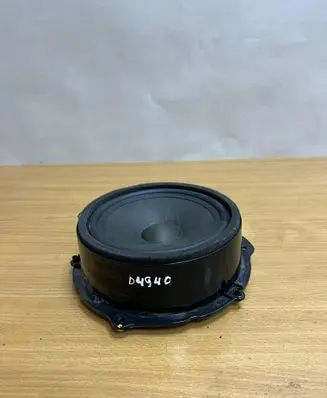 Jaguar F-Pace Subwoofer speaker GX7318808CD D4940