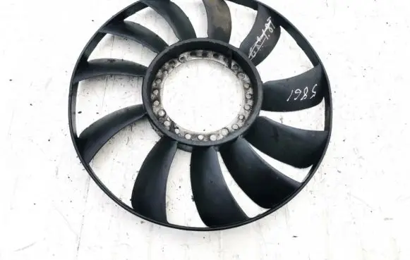 Volkswagen PASSAT B5 Fan impeller 058121301b