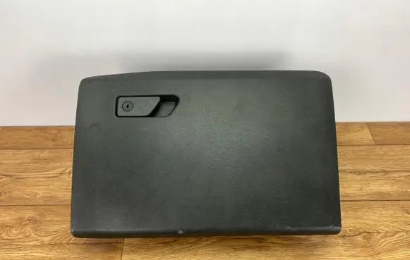 Ford Explorer VI Glove box LB5RS060T10BXXZHE