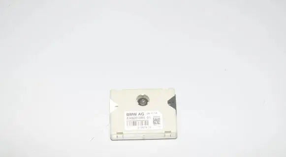 BMW 6 F06 Gran coupe Aerial antenna amplifier 9261095 65209261095