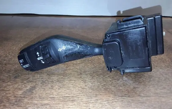 Ford Focus Indicator stalk 4M5T13335BD