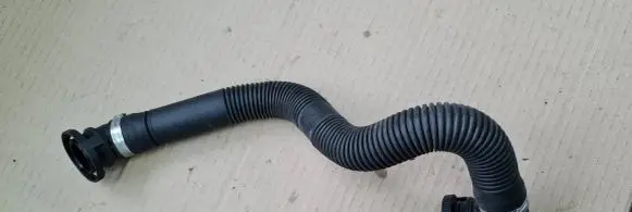 Audi A6 S6 C6 4F Breather hose/pipe 4F0133889C
