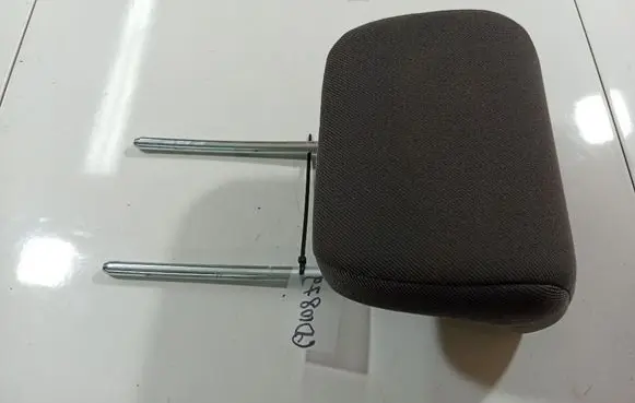 Ford Focus Front seat headrest 