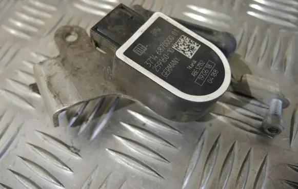 BMW X5 F15 Headlight/headlamp level sensor 6870000