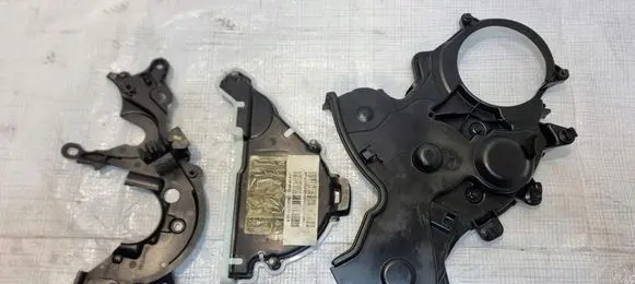 Opel Corsa F Timing belt guard (cover) 9824675180