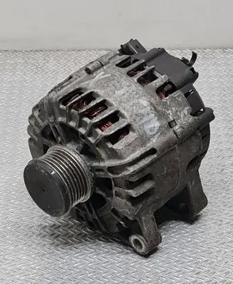 Citroen Berlingo Generator/alternator 2605546A 21033490 9665617780