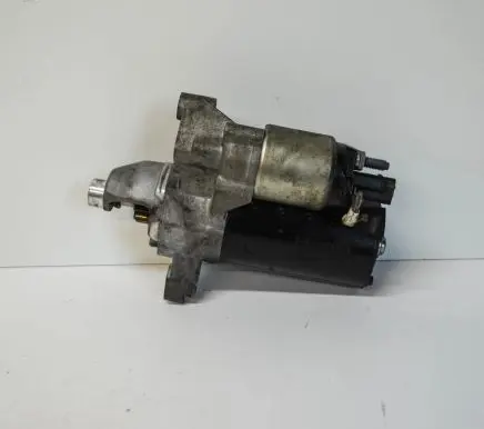 Audi A5 8T 8F Starter motor 079911021D