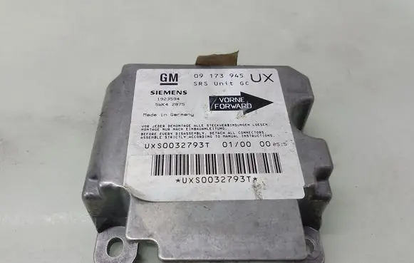 Opel Omega B1 Airbag control unit/module 09173945UX