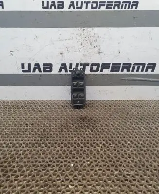 Volvo XC60 Electric window control switch 31343102
