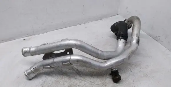 Audi A4 S4 B9 Engine coolant pipe/hose 04E121151E 04E121177 04E121178
