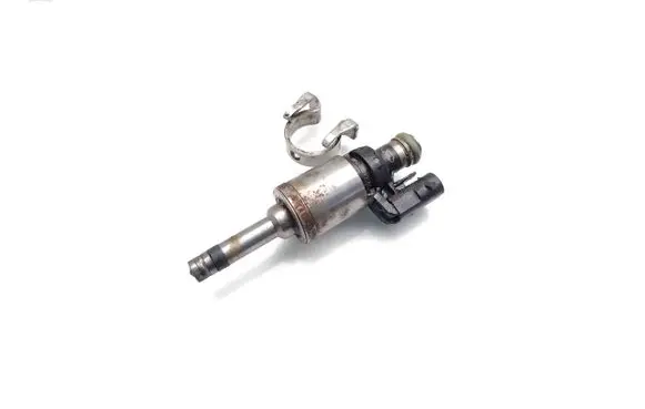 Ford Focus Fuel injector DM5G-9F593-AA