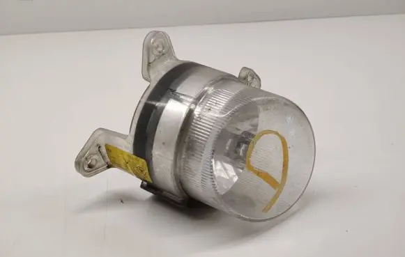 Mercedes-Benz B W246 W242 Front fog light A0999060251 0404109990001 LIE10A155