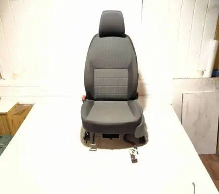 Skoda Octavia Mk3 (5E) Front driver seat 5Q4881105A 5E0971365A