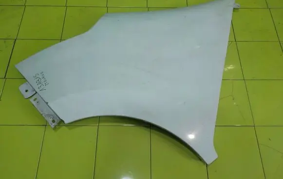 Opel Movano B Fender PRZOD