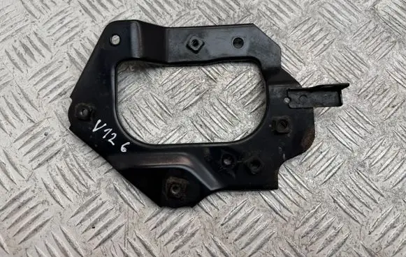Toyota Verso Air filter cleaner box bracket assembly 177710R020