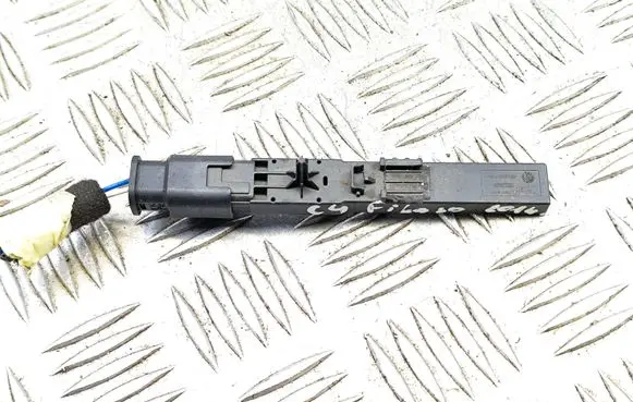 Citroen C4 II Picasso Aerial antenna amplifier 9672409080 S000041349M
