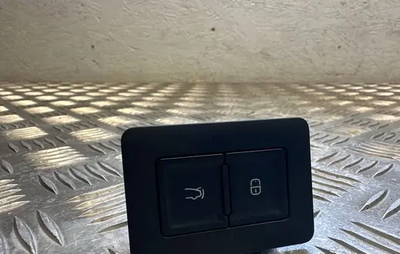 BYD Seal Tailgate opening switch 3797600 1F05NA1900357