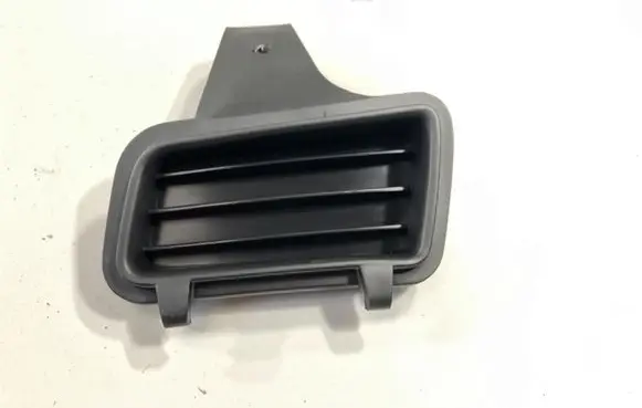 Volvo S40, V40 Front bumper lower grill