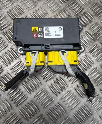 Opel Insignia A Airbag control unit/module 13597092 812586170 8110100000000X