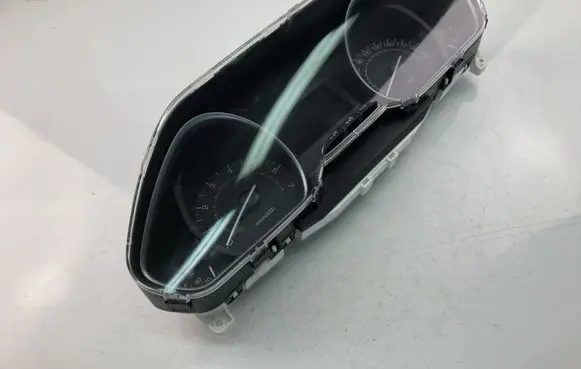 Peugeot 208 Speedometer (instrument cluster) 9813848780