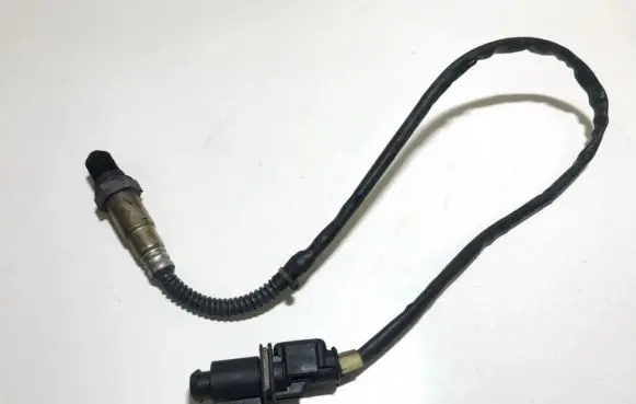 Volkswagen Touran I Lambda probe sensor 03g906262a 0281004042