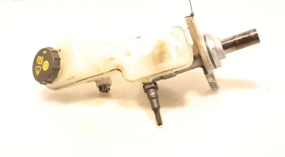 Master brake cylinder