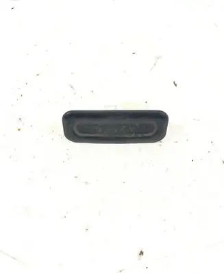Peugeot 3008 I Tailgate opening switch