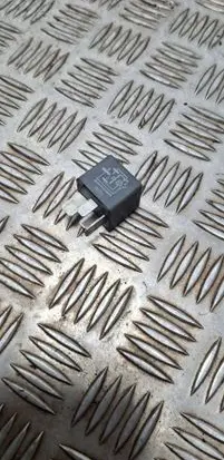 Mazda 3 I Other relay F80B14B192AA