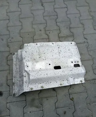 Volkswagen Transporter - Caravelle T5 Exhaust heat shield 7H3825681B