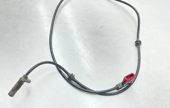 Mercedes-Benz C W204 ABS rear brake sensor A2045400317